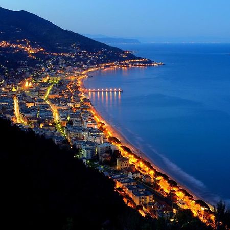 Appartamento Gigi'S House Alassio Esterno foto