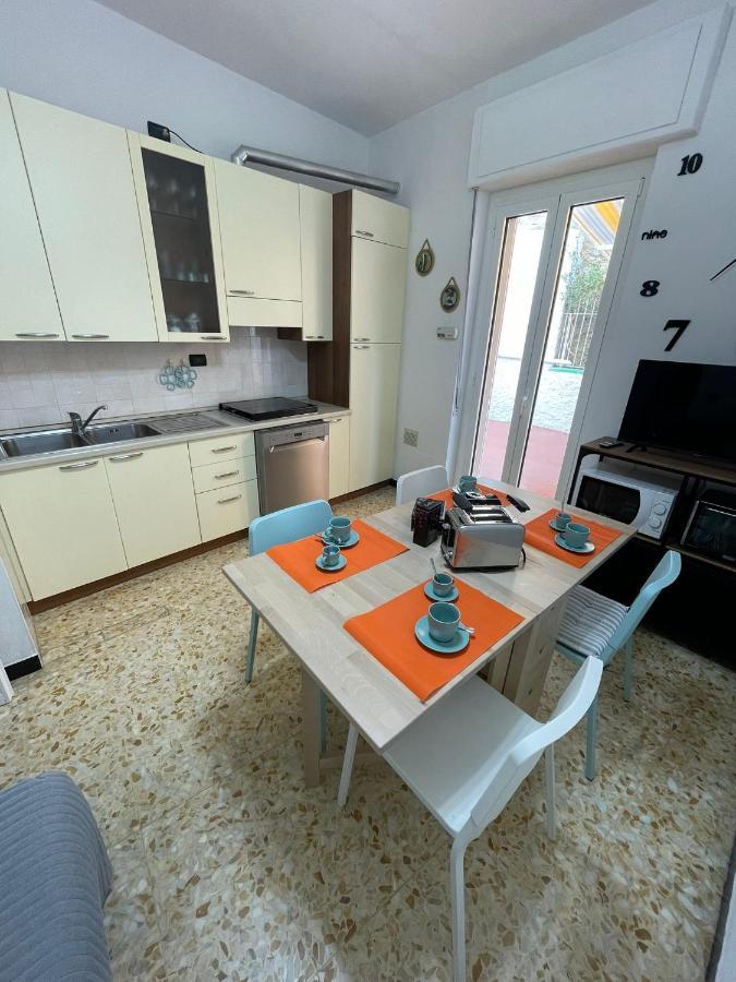 Appartamento Gigi'S House Alassio Esterno foto